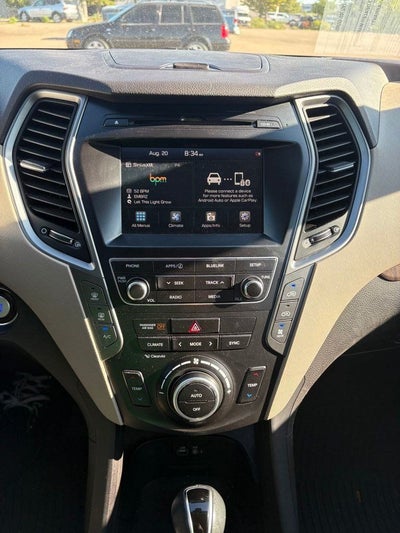 2017 Hyundai Santa Fe SE