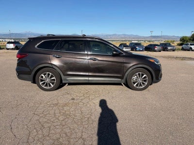 2017 Hyundai Santa Fe SE