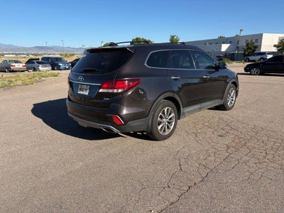 2017 Hyundai Santa Fe SE