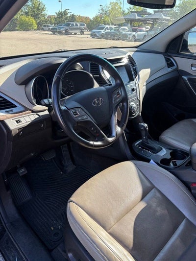 2017 Hyundai Santa Fe SE