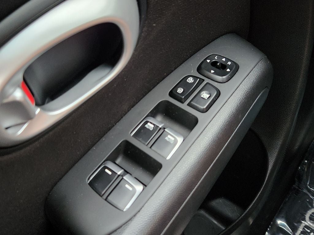 2017 Kia Soul Plus