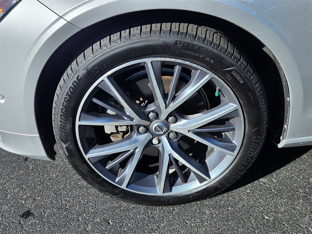 2018 Volvo S90 T5 Momentum