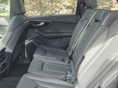 2025 Audi Q7 55 Prestige quattro