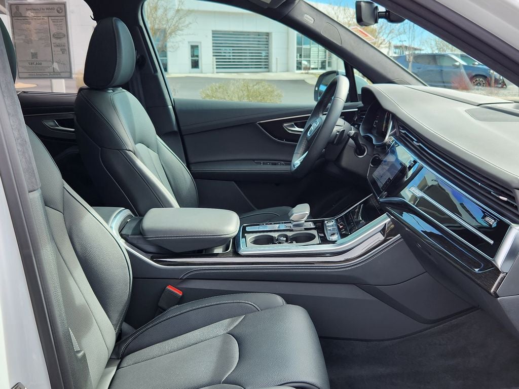 2025 Audi Q7 55 Prestige quattro