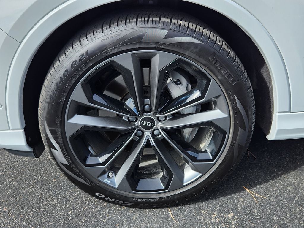 2025 Audi Q7 55 Prestige quattro