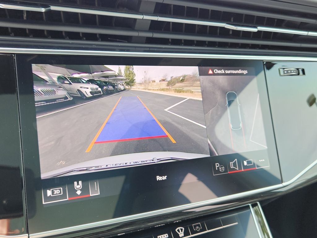 2025 Audi Q7 55 Prestige quattro