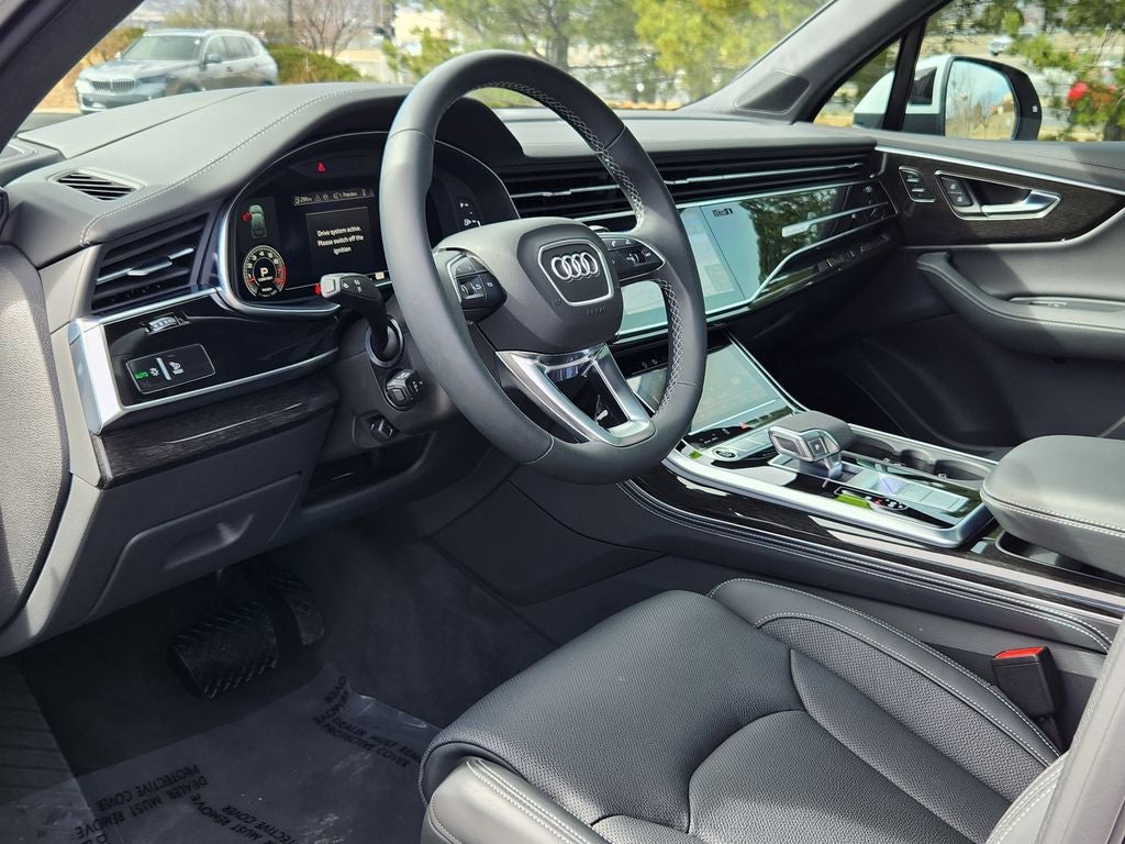 2025 Audi Q7 55 Prestige quattro