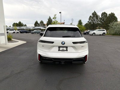 2026 BMW iX xDrive60