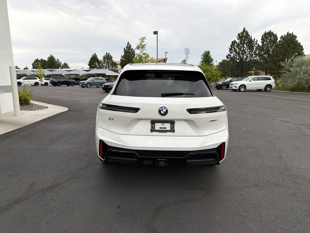 2026 BMW iX xDrive60