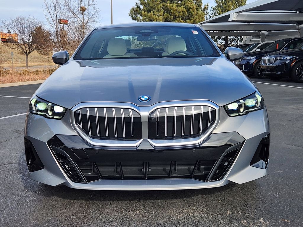 2026 BMW 5 Series 550e xDrive