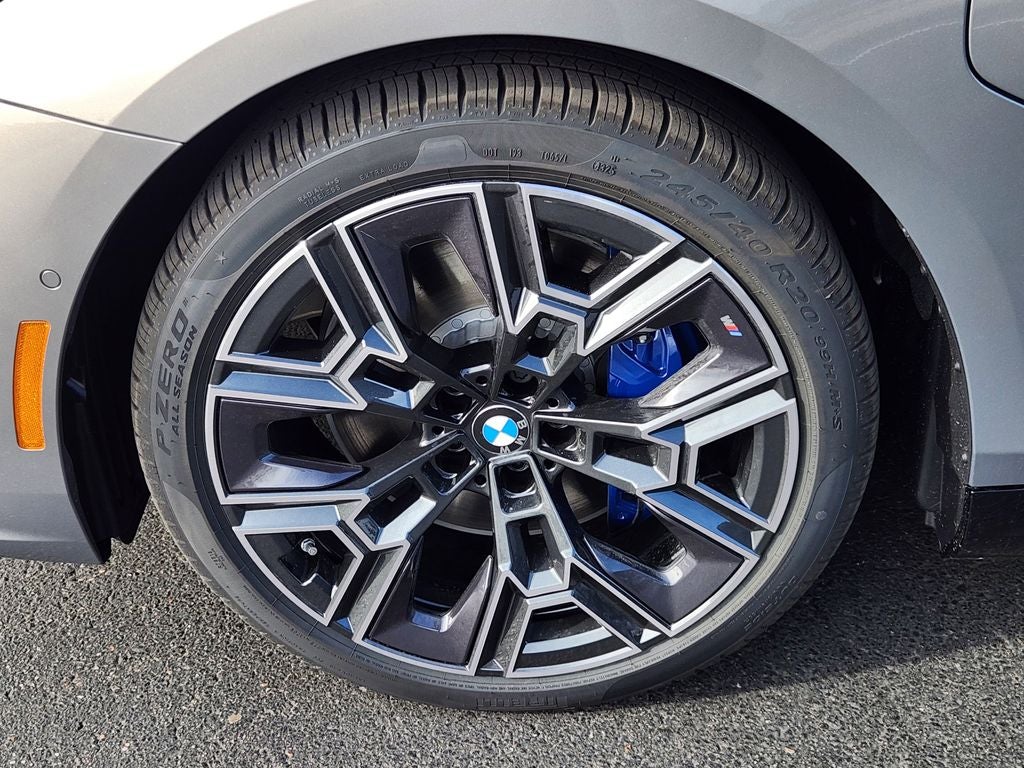 2026 BMW 5 Series 550e xDrive