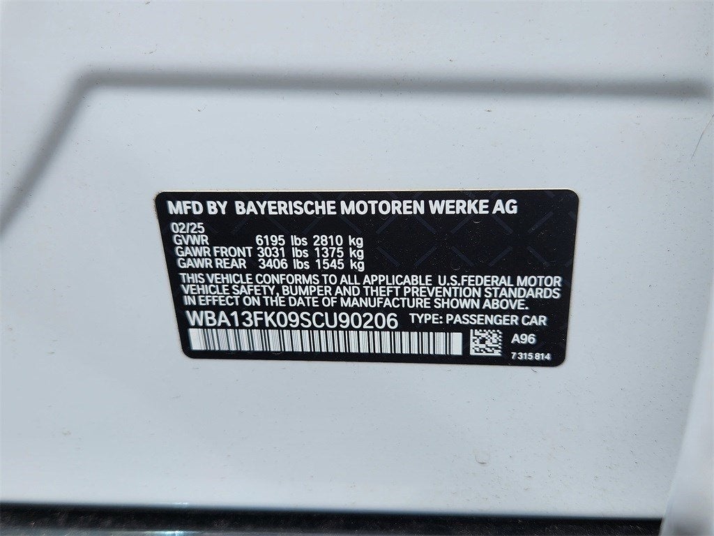 2025 BMW 5 Series 550ex Courtesy Vehicle