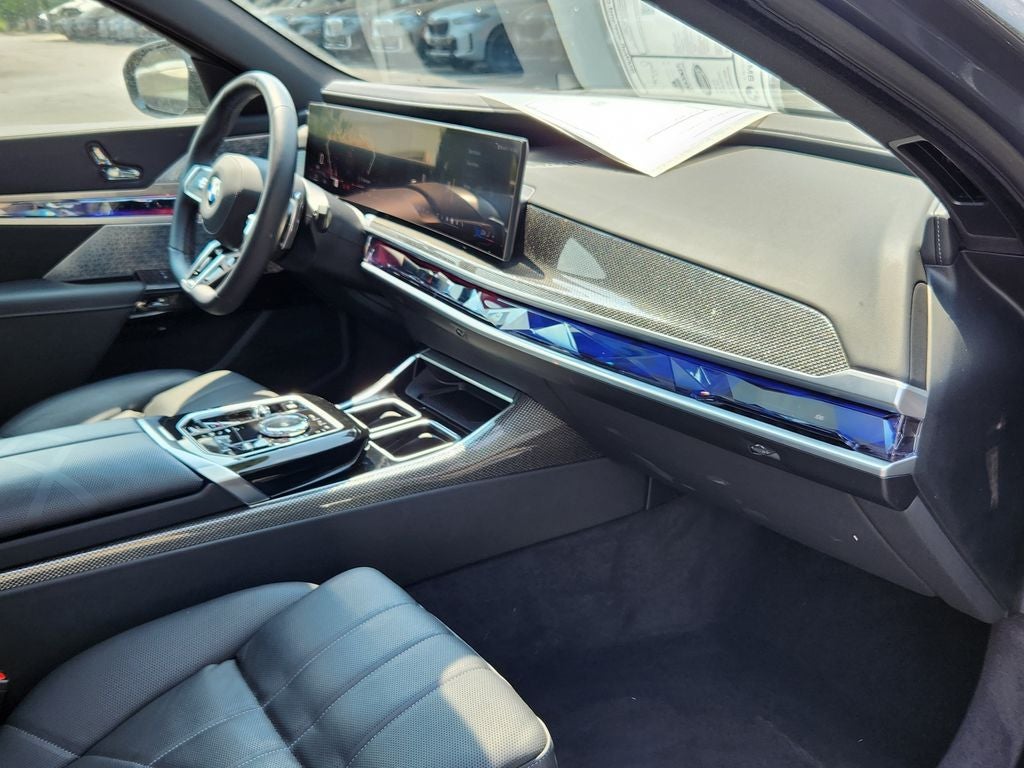 2025 BMW 7 Series 760i xDrive