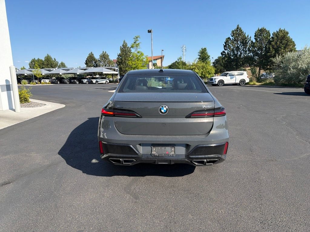 2025 BMW 7 Series 760i xDrive