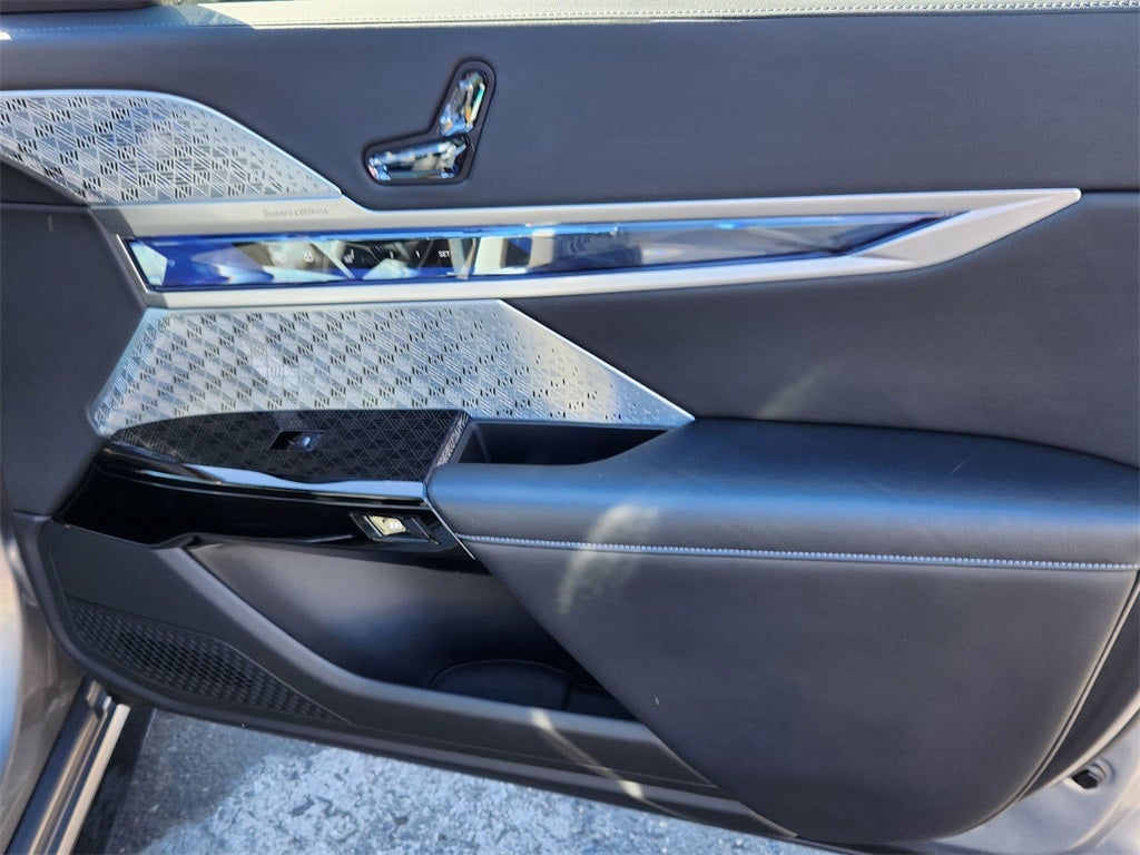 2023 BMW 7 Series 760i xDrive