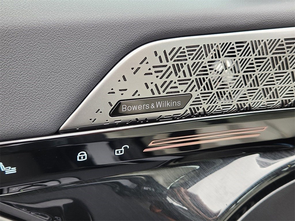 2026 BMW 5 Series 530i xDrive Courtesy Vehicle