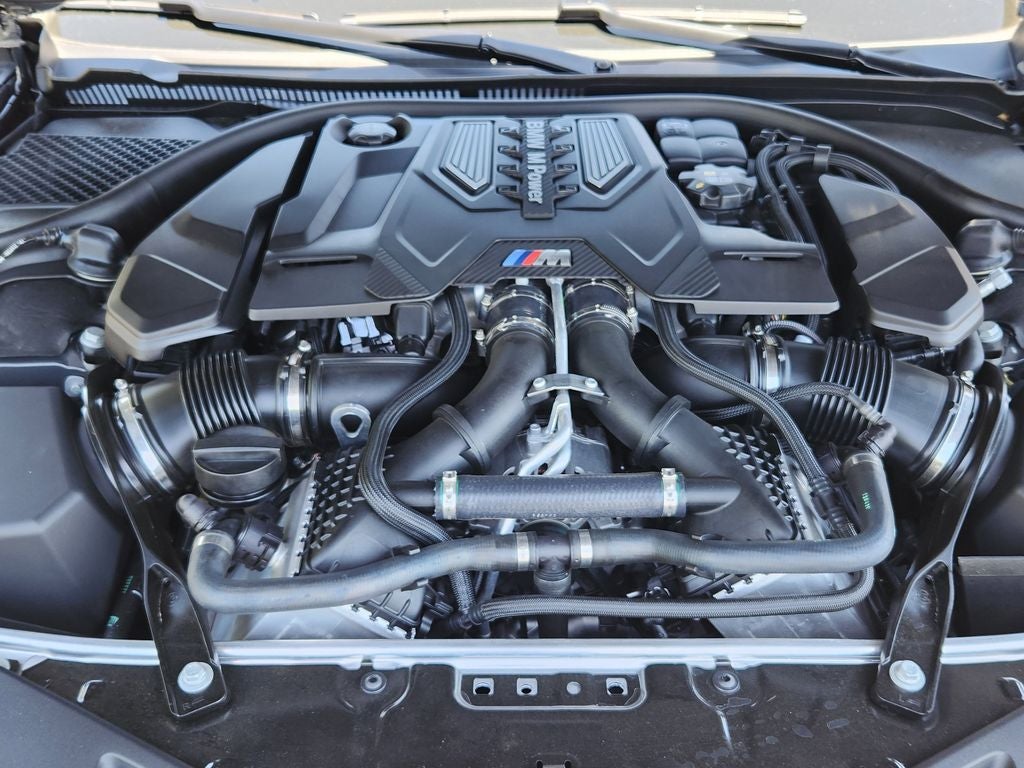 2025 BMW M8 Competition