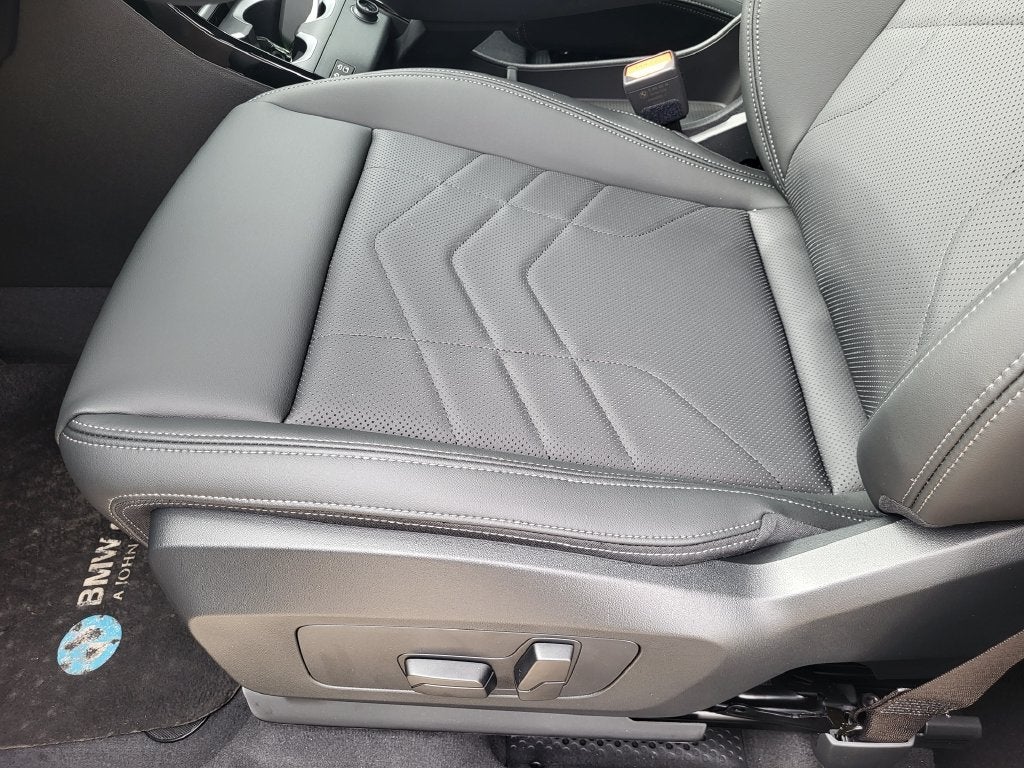 2027 BMW X1 xDrive28i