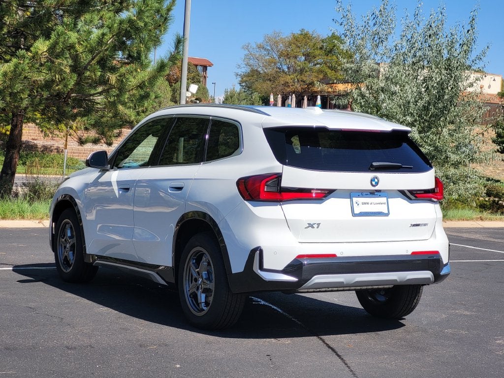 2027 BMW X1 xDrive28i