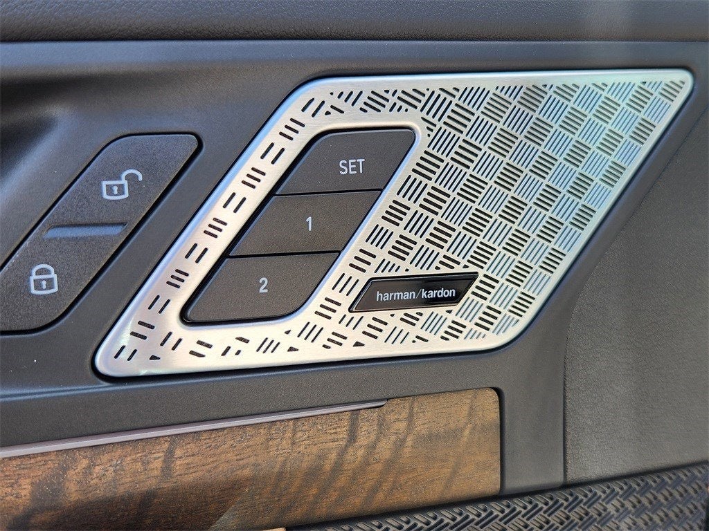 2025 BMW X1 xDrive28i Courtesy Vehicle