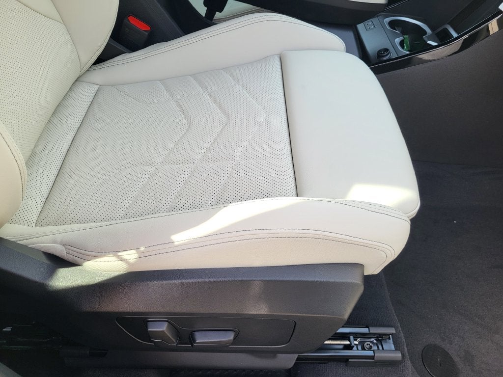 2027 BMW X1 xDrive28i