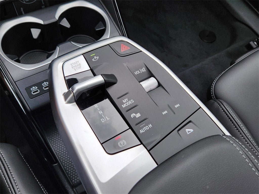 2025 BMW X1 xDrive28i Courtesy Vehicle