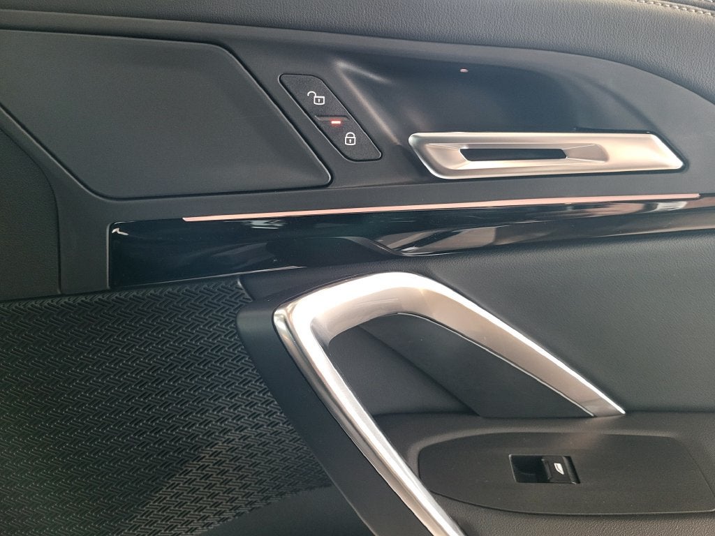 2027 BMW X1 xDrive28i