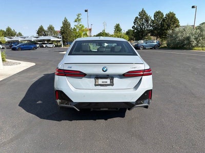 2025 BMW i5 xDrive40
