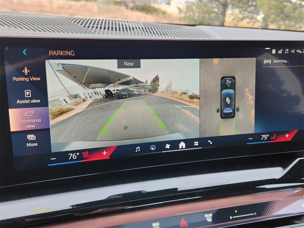 2025 BMW i5 eDrive40 Courtesy Vehicle