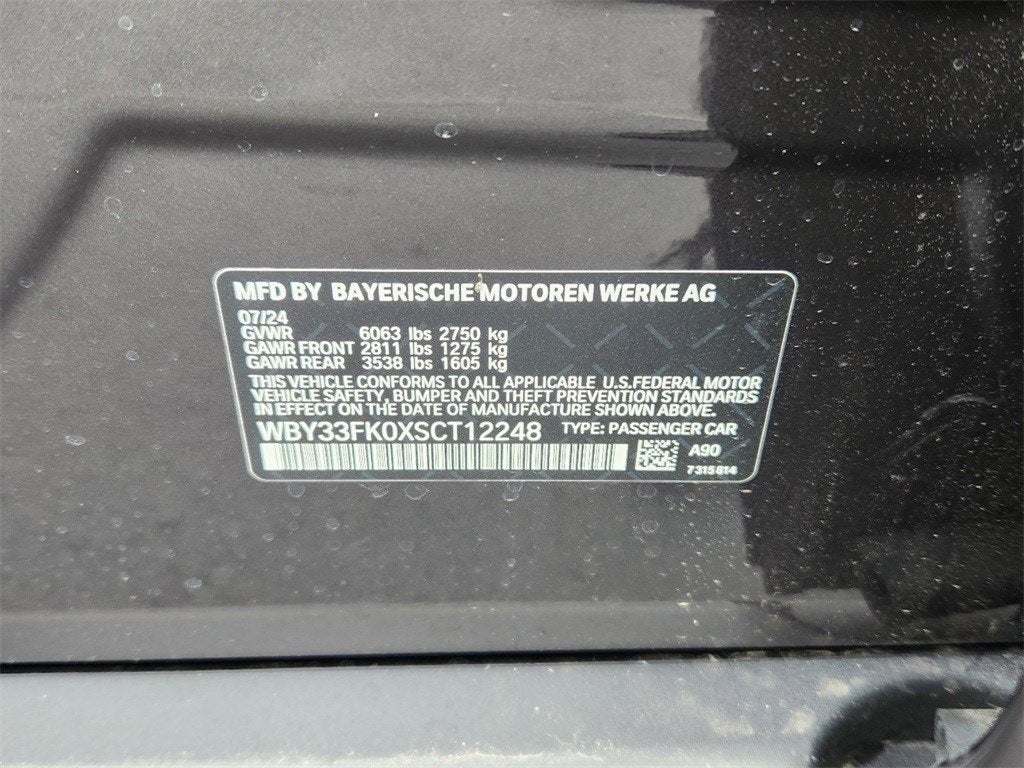 2025 BMW i5 eDrive40 Courtesy Vehicle