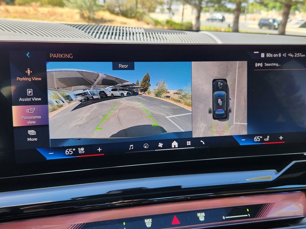 2025 BMW i5 eDrive40 Courtesy Vehicle