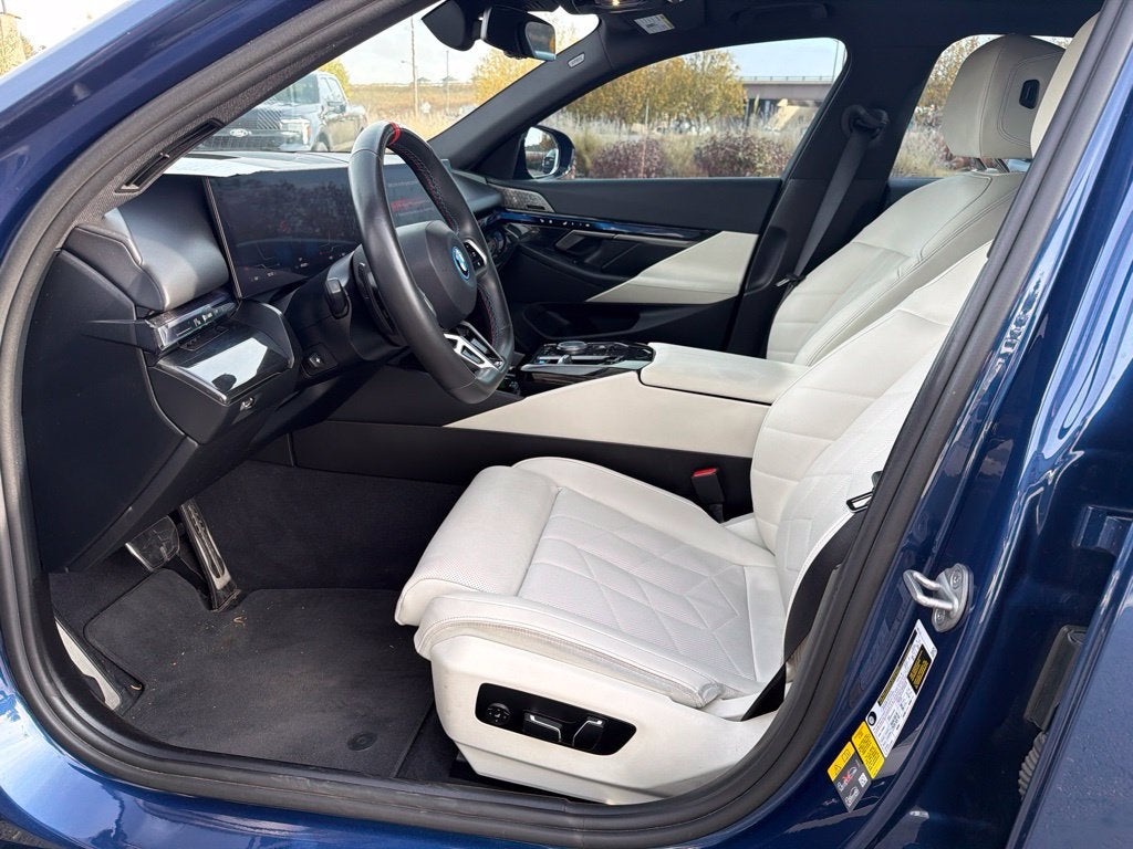 2024 BMW i5 M60