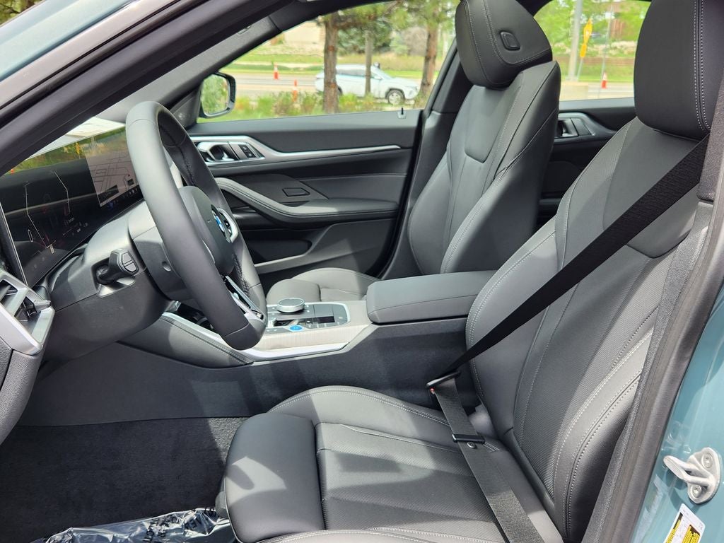 2026 BMW i4 xDrive40