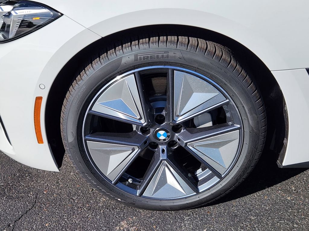 2026 BMW i4 xDrive40