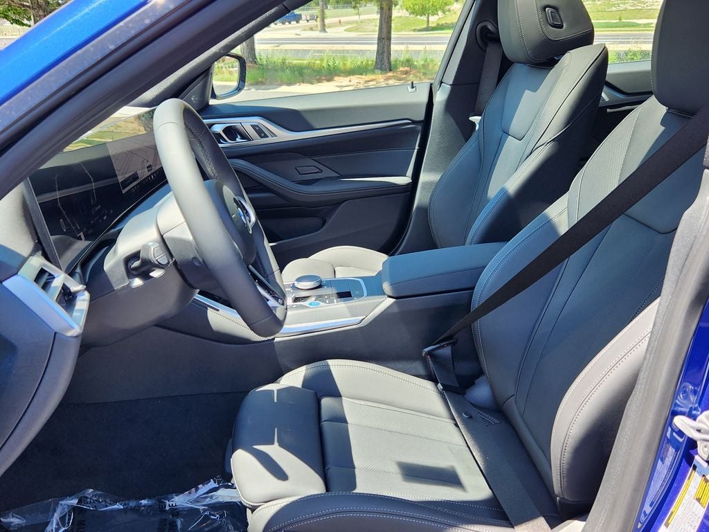 2026 BMW i4 xDrive40