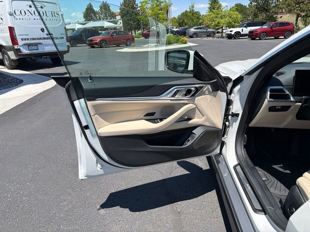 2025 BMW i4 xDrive40