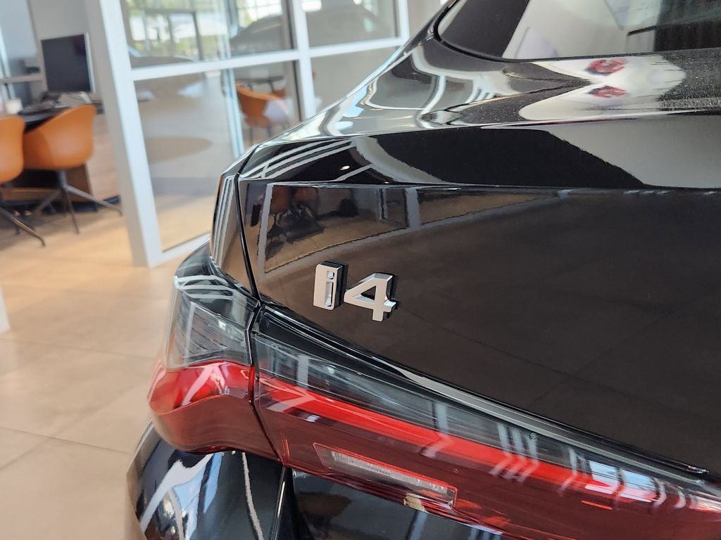 2026 BMW i4 xDrive40