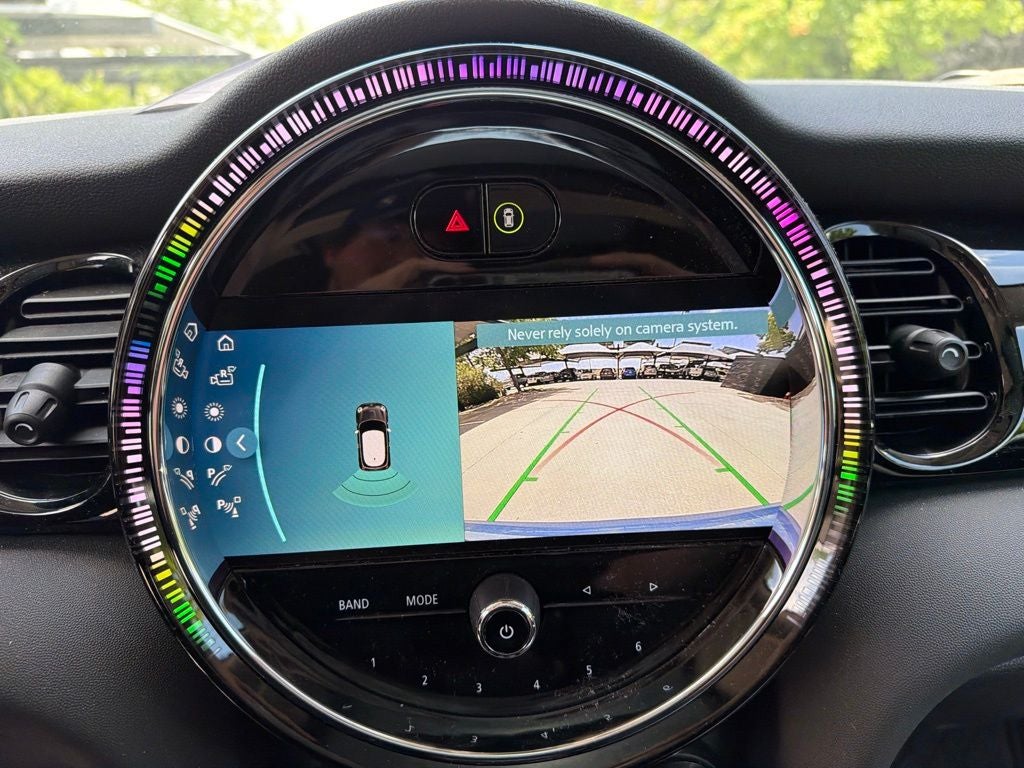 2024 MINI Cooper SE Electric Signature