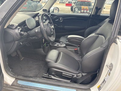 2024 MINI Cooper SE Electric Signature