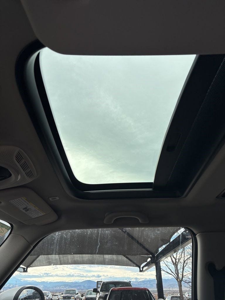 2024 MINI Cooper SE Electric Signature