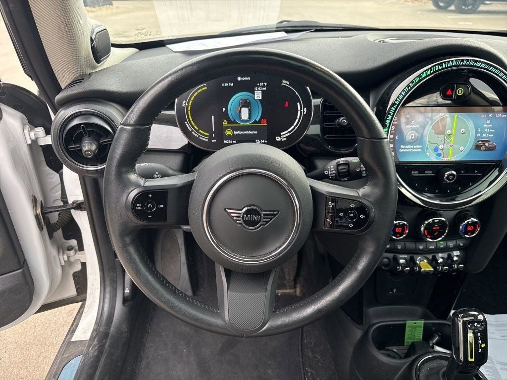 2024 MINI Cooper SE Electric Signature