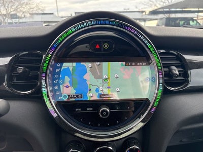 2024 MINI Cooper SE Electric Signature