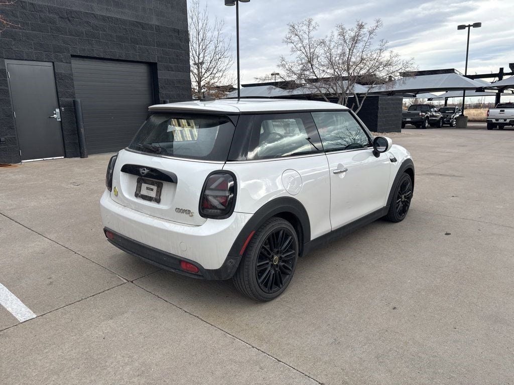 2024 MINI Cooper SE Electric Signature