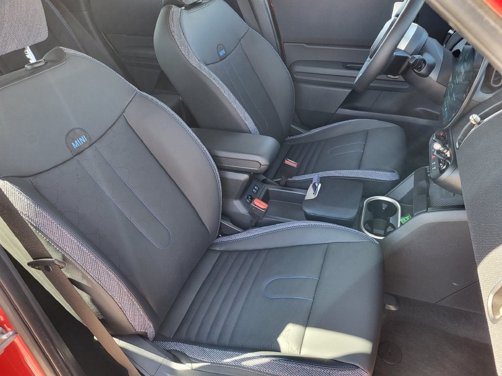 2025 MINI Countryman SE