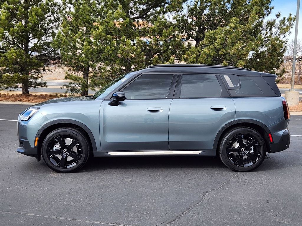 2025 MINI Cooper Countryman Signature Plus