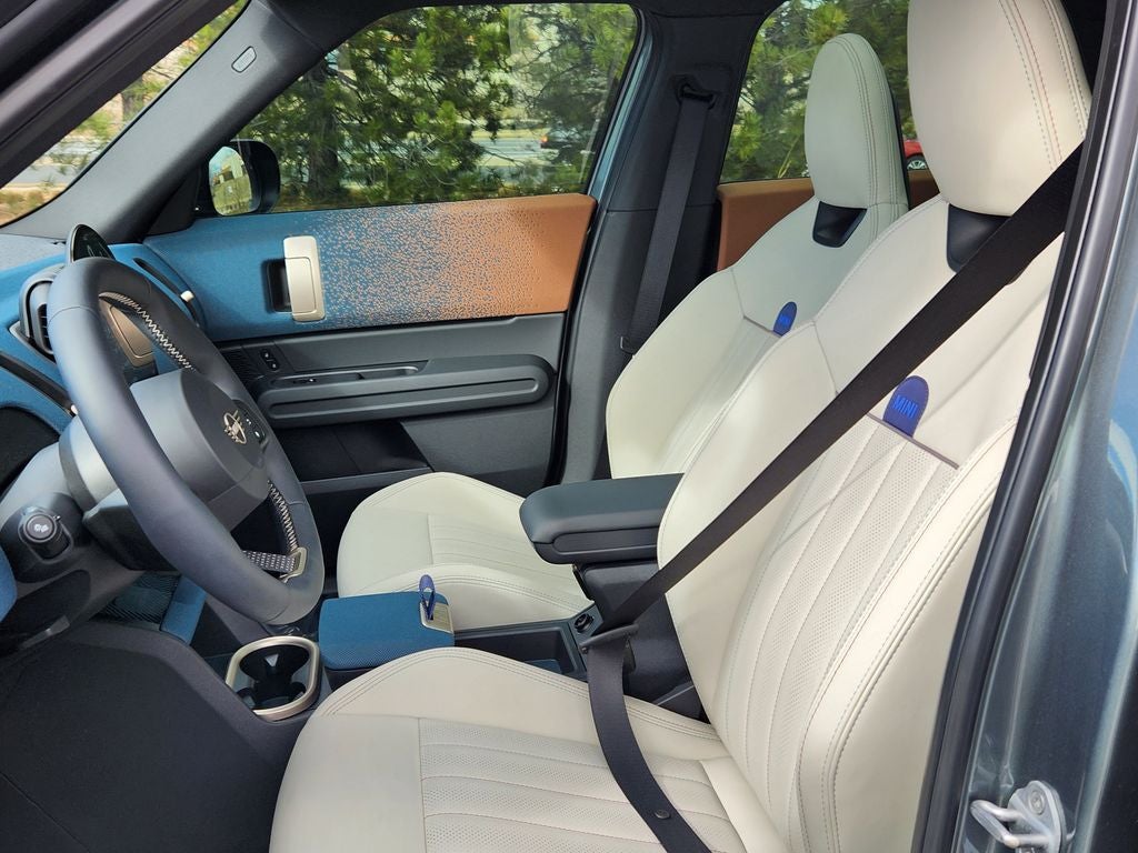 2025 MINI Cooper Countryman Signature Plus