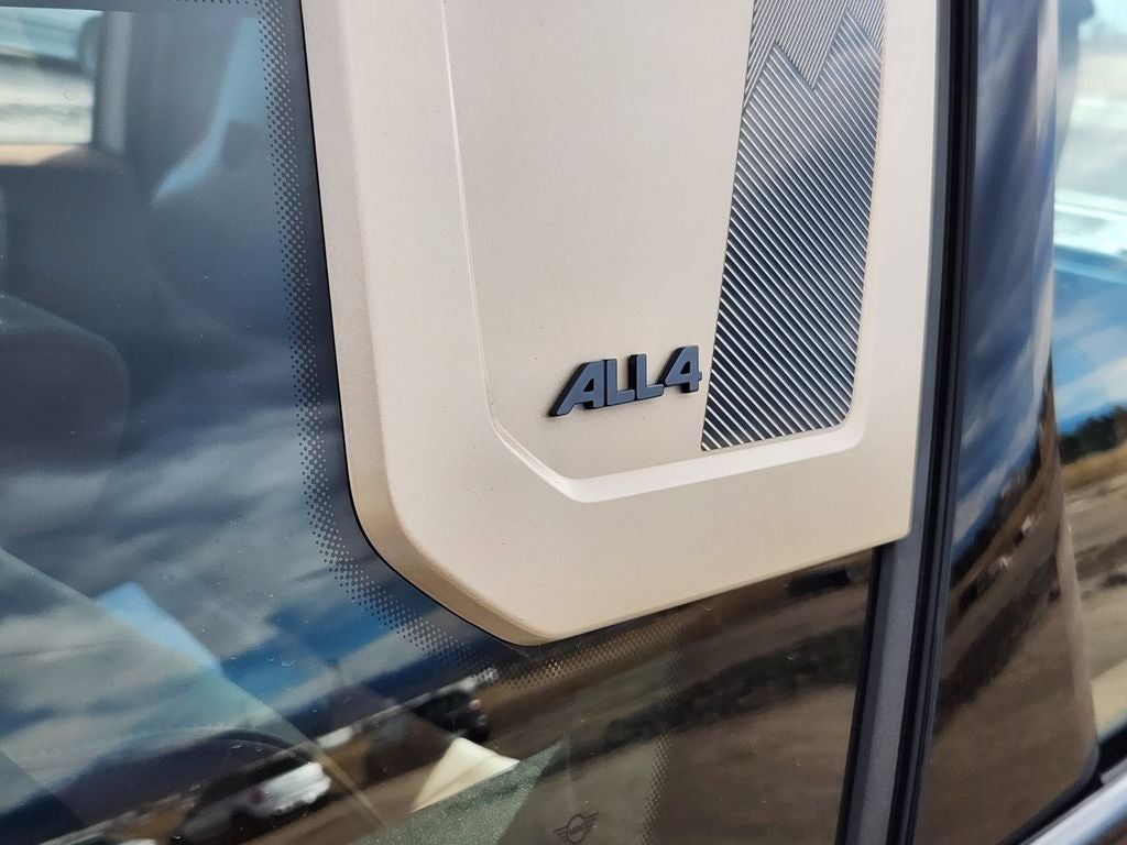 2026 MINI Countryman SE ALL4 Base