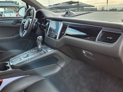 2018 Porsche Macan Base