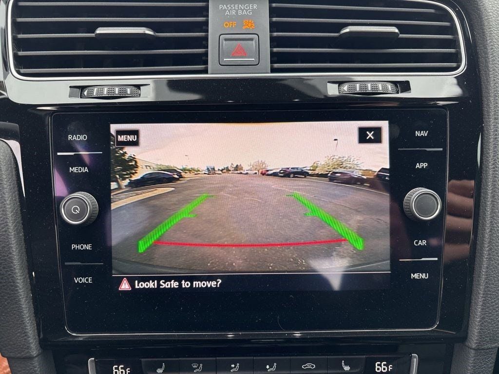 2018 Volkswagen Golf R DCC & Navigation 4Motion