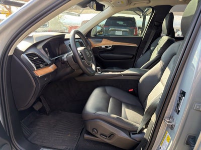 2024 Volvo XC90 B6 Plus Bright Theme